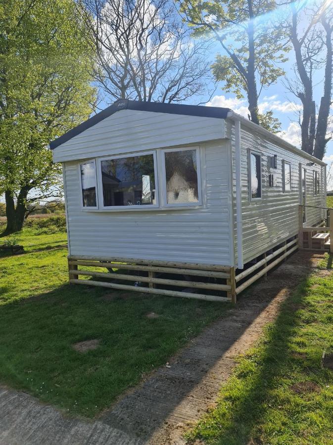 Blackmoor Farm - Caravan 6 Apartment Ludchurch Luaran gambar