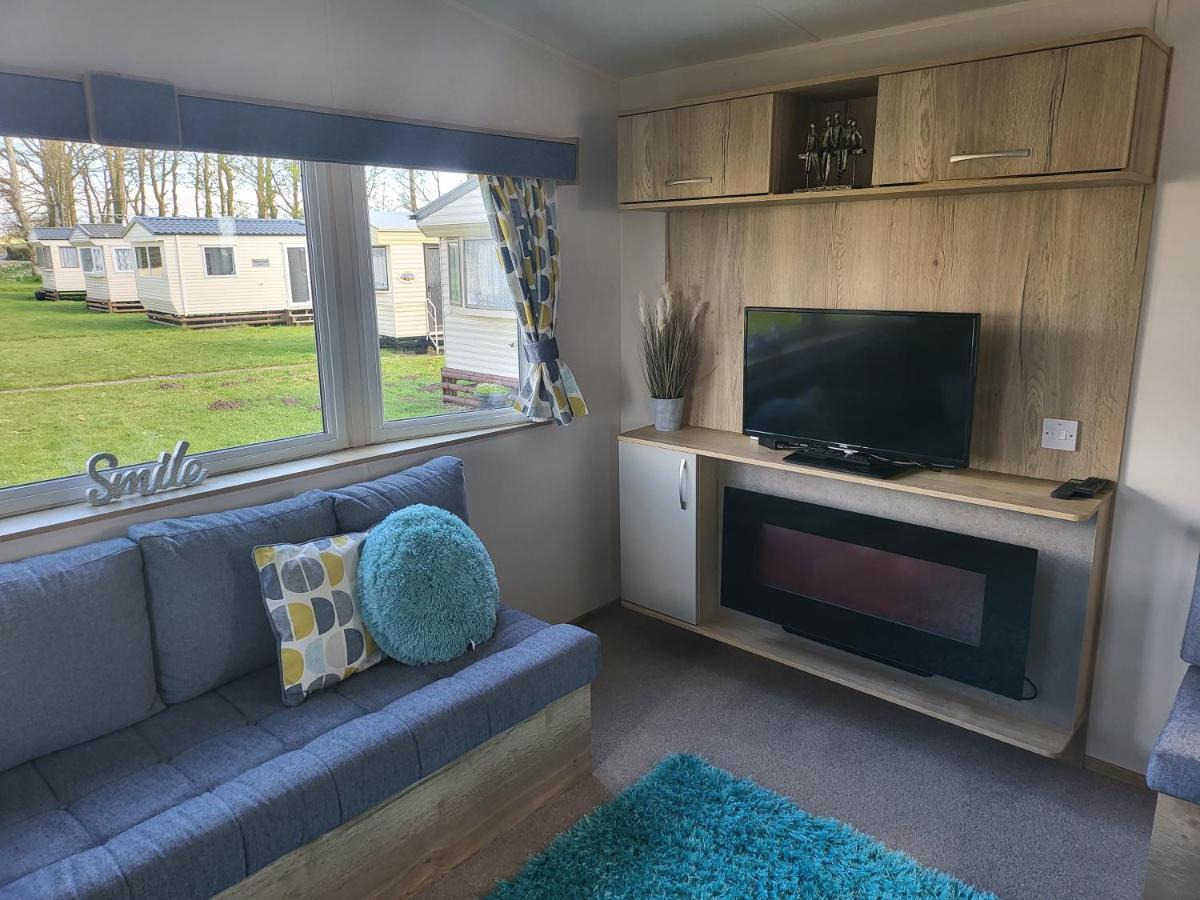 Blackmoor Farm - Caravan 6 Apartment Ludchurch Luaran gambar